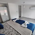Yes アパートホテル *